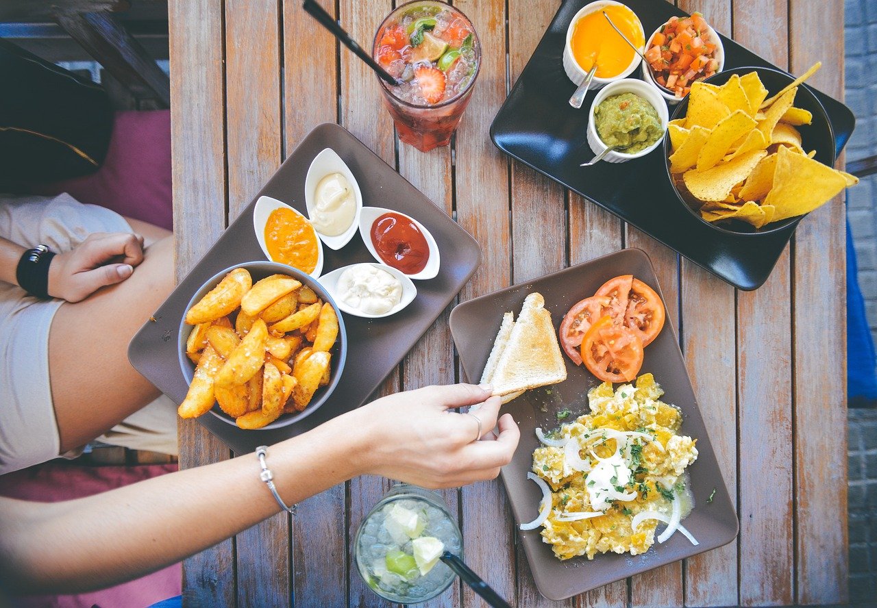 Avoid the floating menu: The peculiar Australian diner where patrons are supposed to receive appalling service