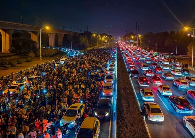 China: Thousands of students storm the roadway to purchase Kaifeng dumplings, prompting a crackdown on bike rides.